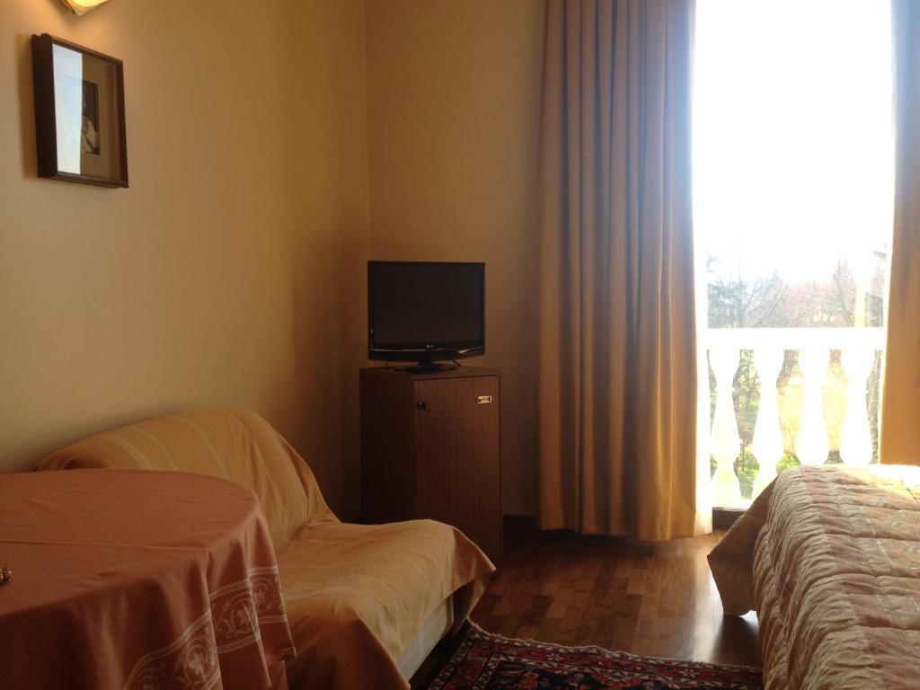 Villa Belvedere 1849 Misano di Gera d'Adda Ruang foto